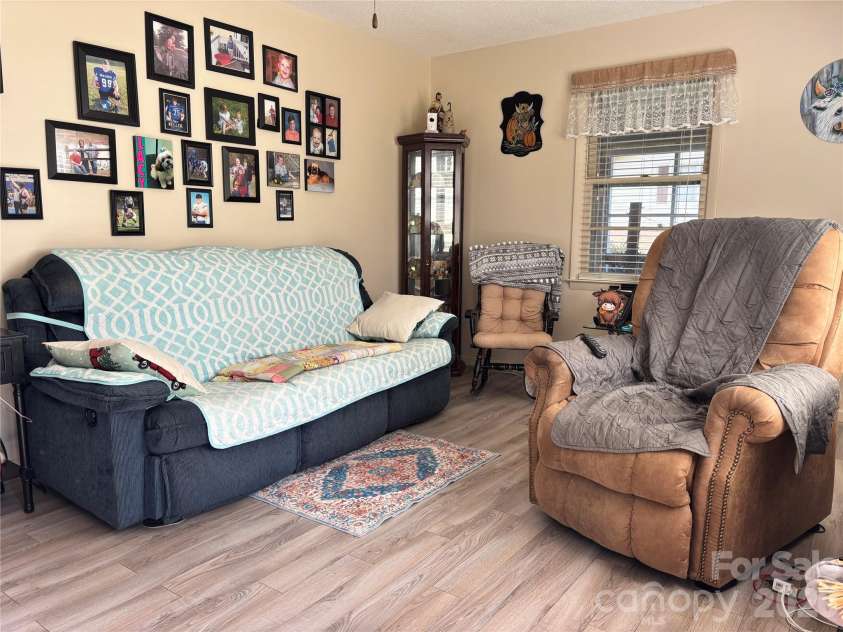 1954 Villa Drive, Newton, NC 28658.  MLS# CAR4316462, YatesRealty ID 15489. 