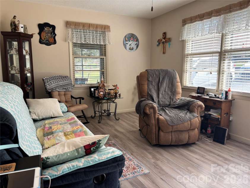 1954 Villa Drive, Newton, NC 28658.  MLS# CAR4316462, YatesRealty ID 15489. 