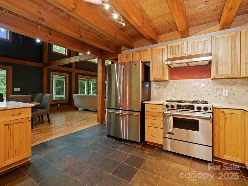 82 Red Oak Drive, Mills River, NC 28759.  MLS# CAR4291901, YatesRealty ID 15489. 