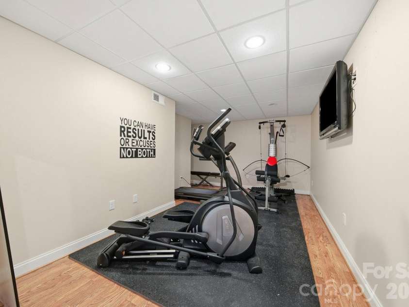 1019 Brookline Drive, Huntersville, NC 28078.  MLS# CAR4372800, YatesRealty ID 15490. 