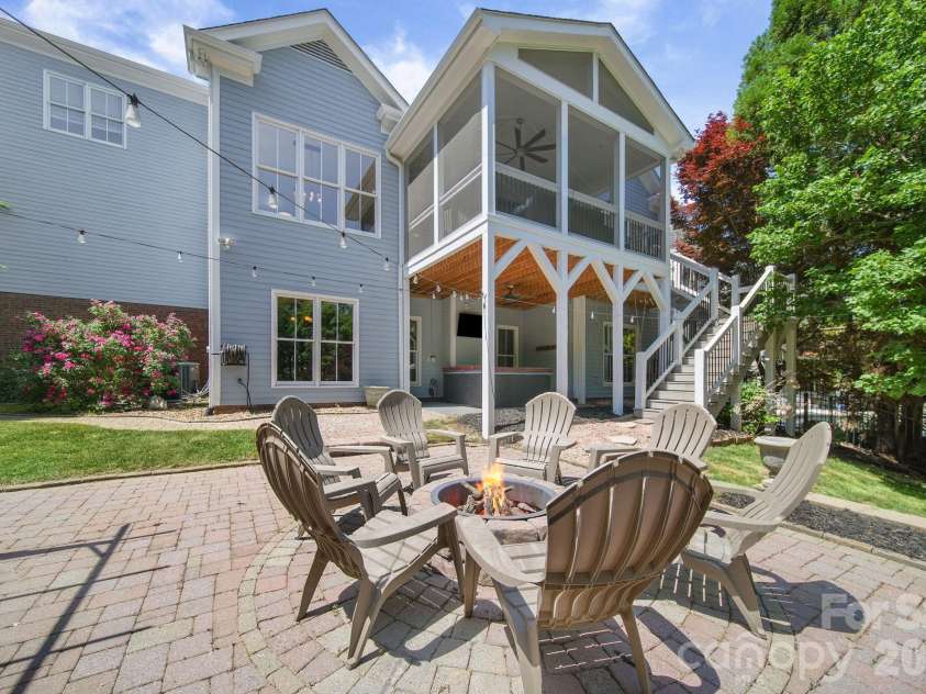 1019 Brookline Drive, Huntersville, NC 28078.  MLS# CAR4372800, YatesRealty ID 15490. 