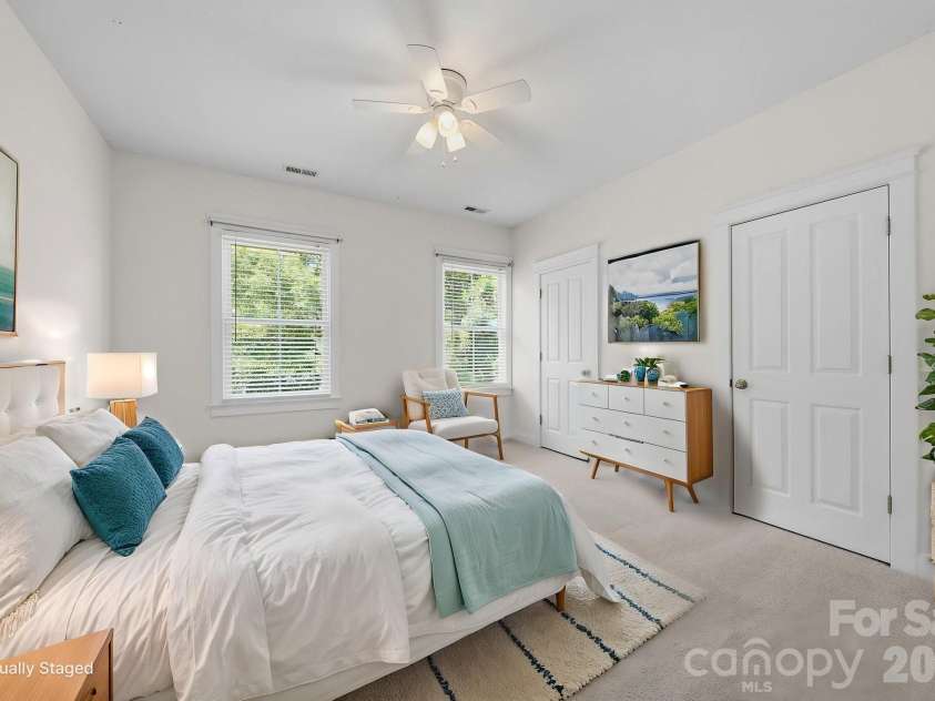 1019 Brookline Drive, Huntersville, NC 28078.  MLS# CAR4372800, YatesRealty ID 15490. 