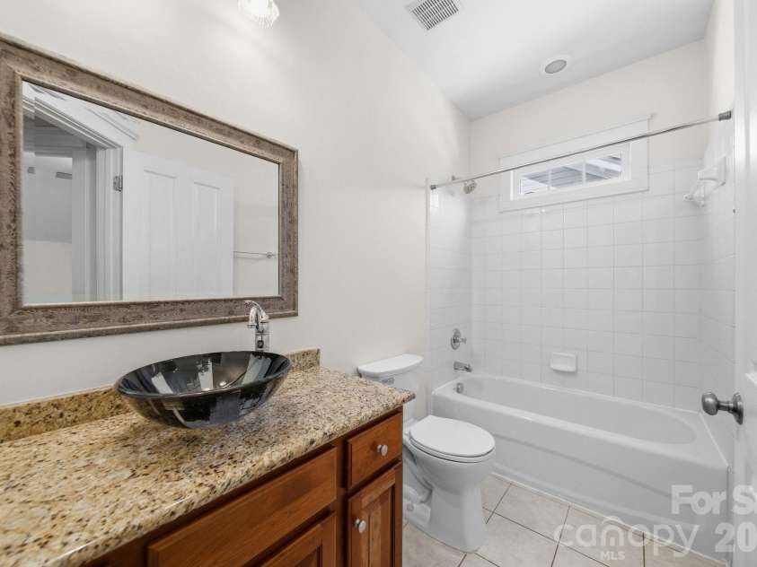 1019 Brookline Drive, Huntersville, NC 28078.  MLS# CAR4372800, YatesRealty ID 15490. 