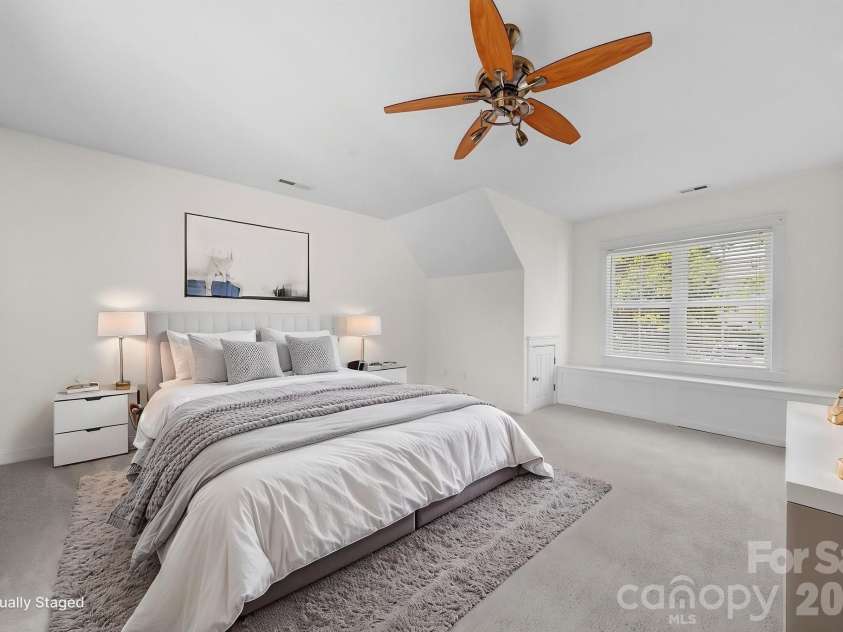 1019 Brookline Drive, Huntersville, NC 28078.  MLS# CAR4372800, YatesRealty ID 15490. 