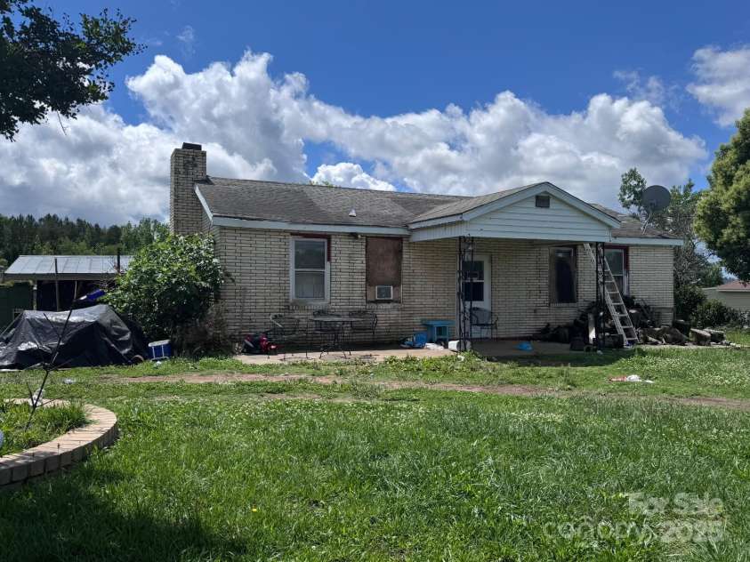 764 Battleground Avenue, Grover, NC 28073.  MLS# CAR4264275, YatesRealty ID 15491. 