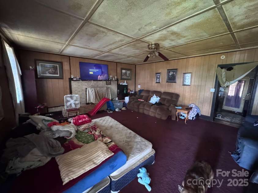 764 Battleground Avenue, Grover, NC 28073.  MLS# CAR4264275, YatesRealty ID 15491. 