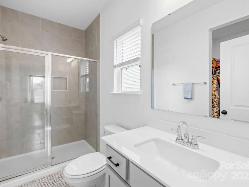 130 Slalom Street, Statesville, NC 28677.  MLS# CAR4264006, YatesRealty ID 15492. Primary Bathroom