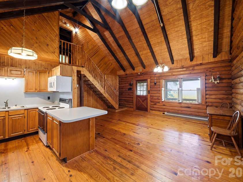 944 High Peak Road, Hendersonville, NC 28739.  MLS# CAR4373627, YatesRealty ID 15493. 