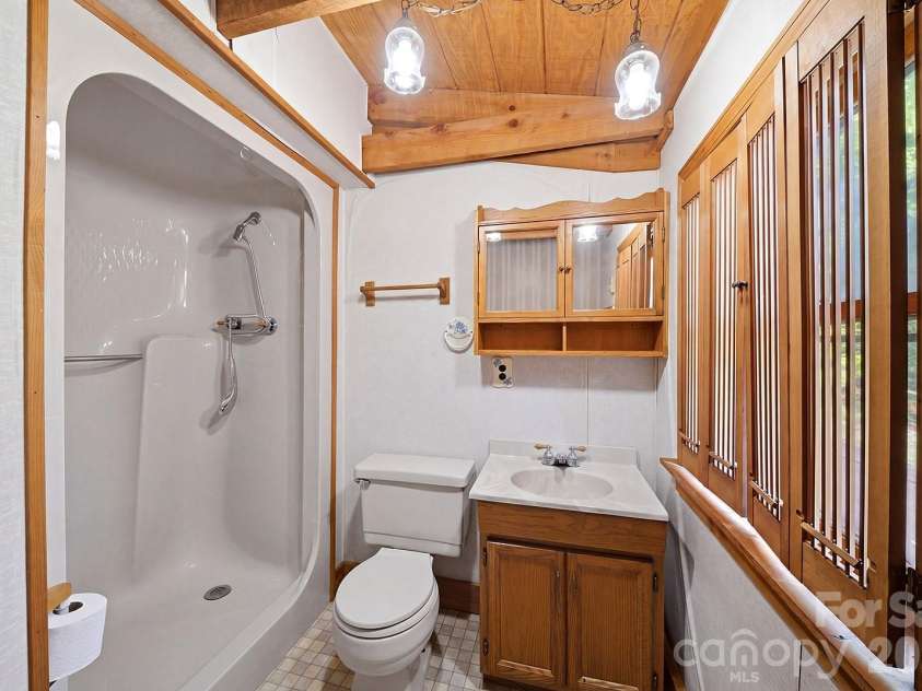 944 High Peak Road, Hendersonville, NC 28739.  MLS# CAR4373627, YatesRealty ID 15493. 