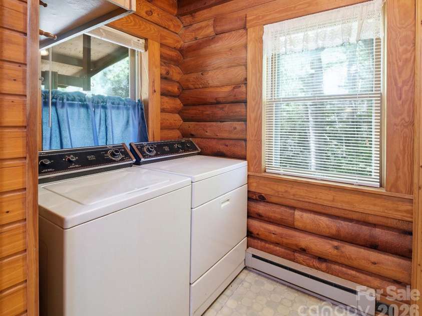 944 High Peak Road, Hendersonville, NC 28739.  MLS# CAR4373627, YatesRealty ID 15493. 