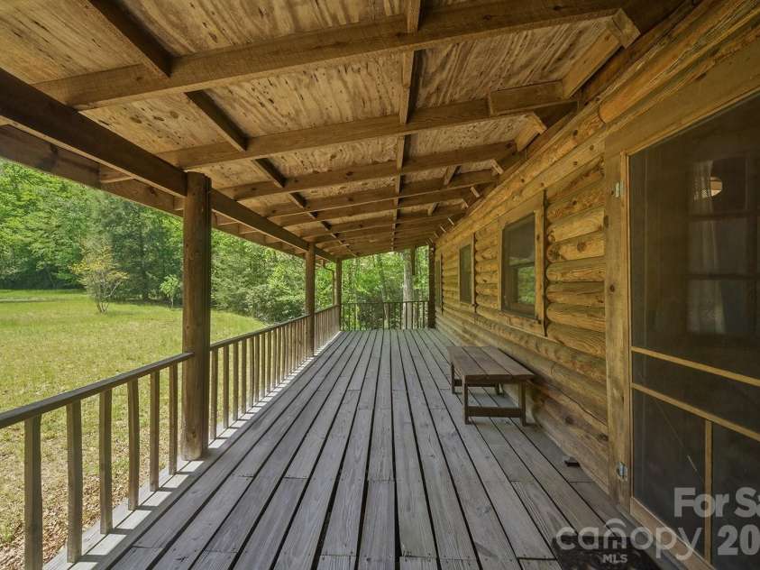 944 High Peak Road, Hendersonville, NC 28739.  MLS# CAR4373627, YatesRealty ID 15493. 