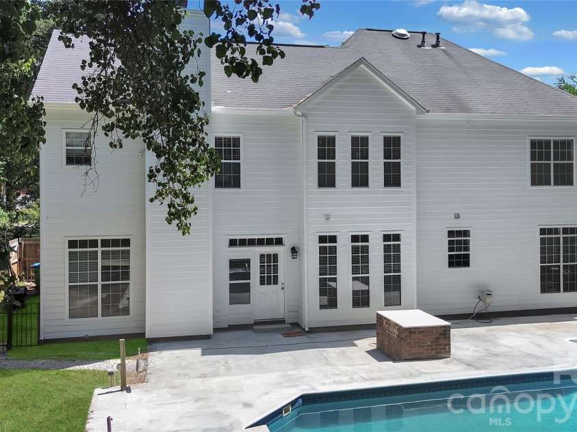 6900 Beamish Place, Mint Hill, NC 28227.  MLS# CAR4374413, YatesRealty ID 15494. 