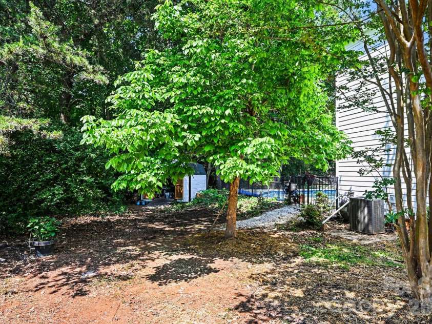 6900 Beamish Place, Mint Hill, NC 28227.  MLS# CAR4374413, YatesRealty ID 15494. 