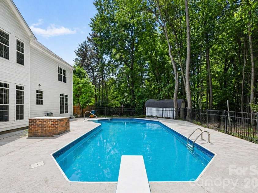 6900 Beamish Place, Mint Hill, NC 28227.  MLS# CAR4374413, YatesRealty ID 15494. 