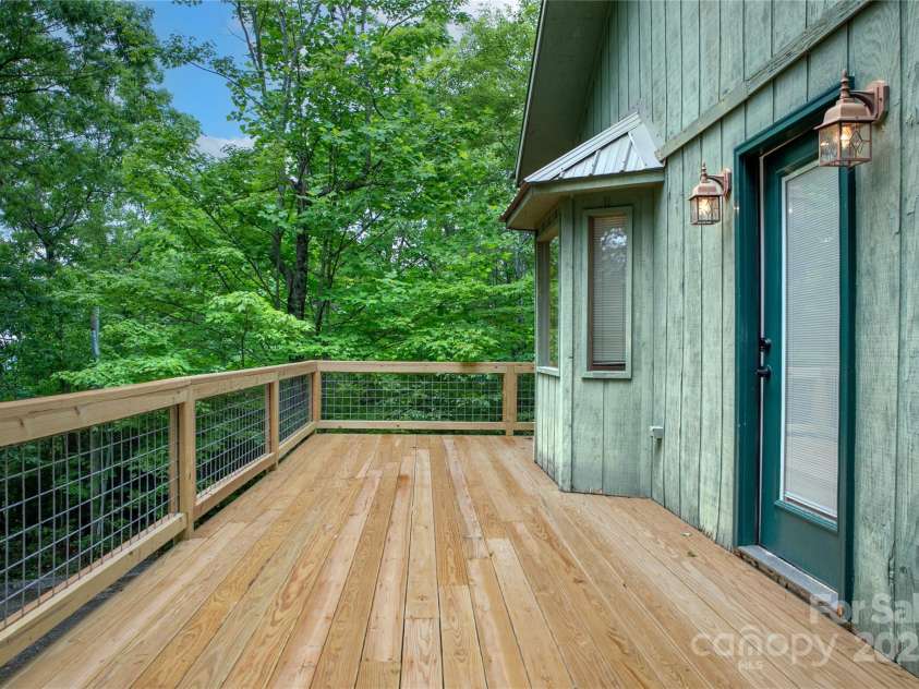 261 Franks Cove Road, Brevard, NC 28712.  MLS# CAR4263831, YatesRealty ID 15496. New Handrail and Decking