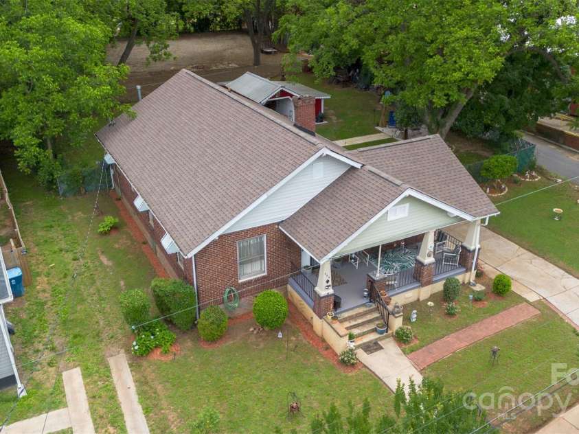 224 Steele Street, Salisbury, NC 28144.  MLS# CAR4264442, YatesRealty ID 15498. 