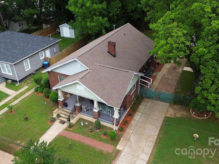 224 Steele Street, Salisbury, NC 28144.  MLS# CAR4264442, YatesRealty ID 15498. 