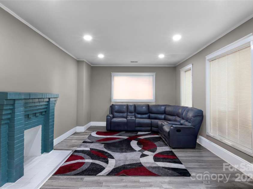 224 Steele Street, Salisbury, NC 28144.  MLS# CAR4264442, YatesRealty ID 15498. 