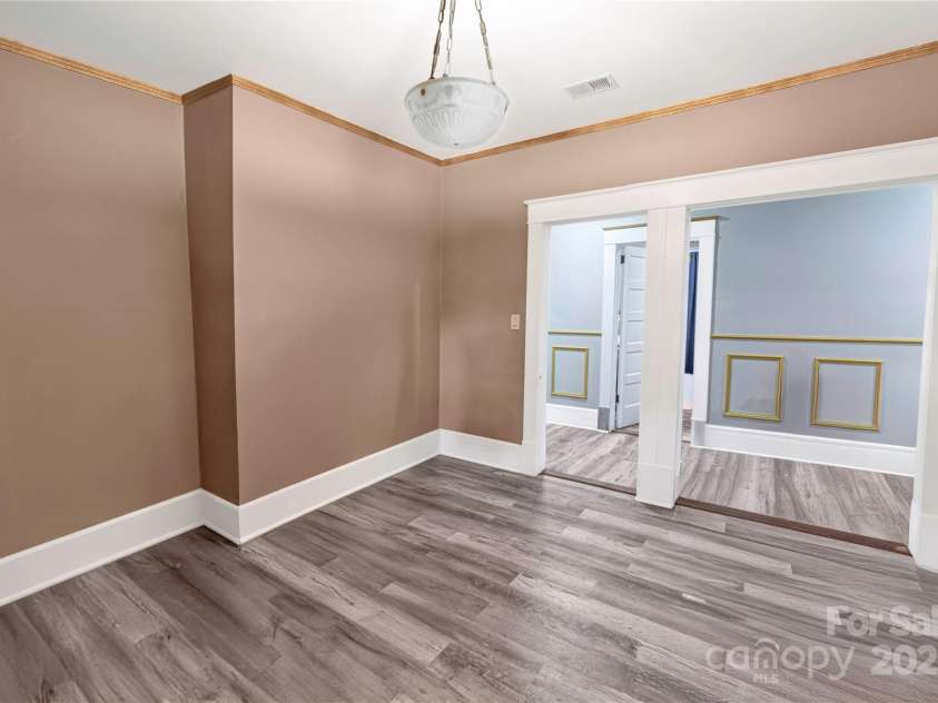 224 Steele Street, Salisbury, NC 28144.  MLS# CAR4264442, YatesRealty ID 15498. 