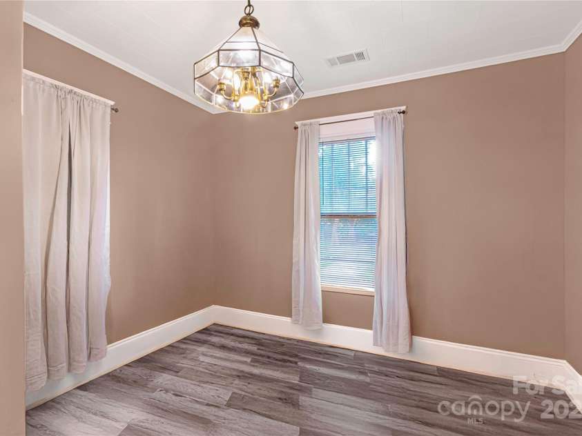 224 Steele Street, Salisbury, NC 28144.  MLS# CAR4264442, YatesRealty ID 15498. 