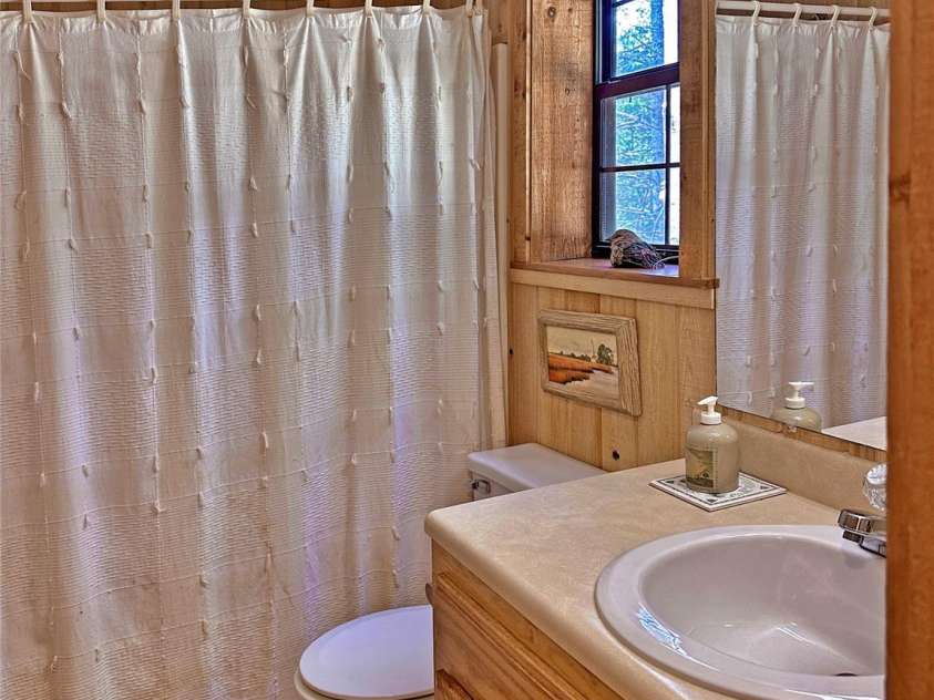 236 Valleyview Drive, Topton, NC 28781.  MLS# CAR4279274, YatesRealty ID 155. 