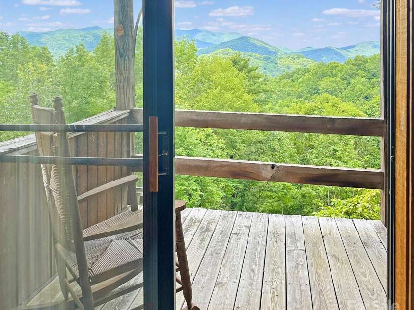 236 Valleyview Drive, Topton, NC 28781.  MLS# CAR4279274, YatesRealty ID 155. 