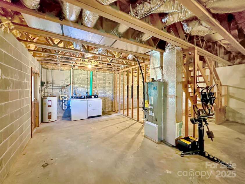 236 Valleyview Drive, Topton, NC 28781.  MLS# CAR4279274, YatesRealty ID 155. 