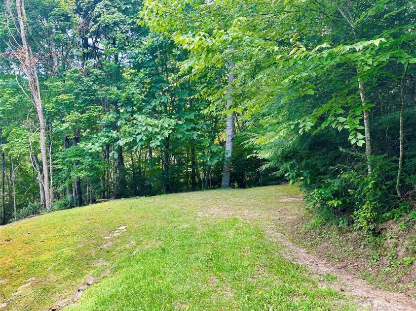 236 Valleyview Drive, Topton, NC 28781.  MLS# CAR4279274, YatesRealty ID 155. 