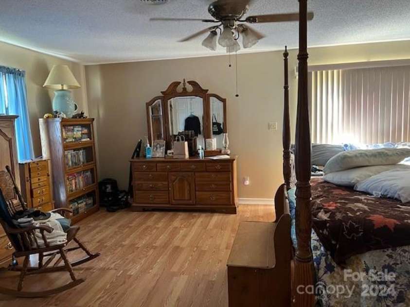 8623 Hwy 226 South, Nebo, NC 28761.  MLS# CAR4163300, YatesRealty ID 155. 