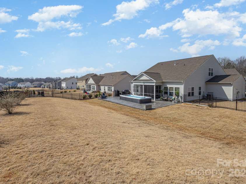 1512 Brooksland Place, Waxhaw, NC 28173.  MLS# CAR4237976, YatesRealty ID 15500. 