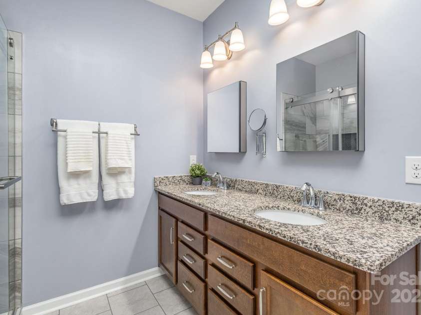 1512 Brooksland Place, Waxhaw, NC 28173.  MLS# CAR4237976, YatesRealty ID 15500. 