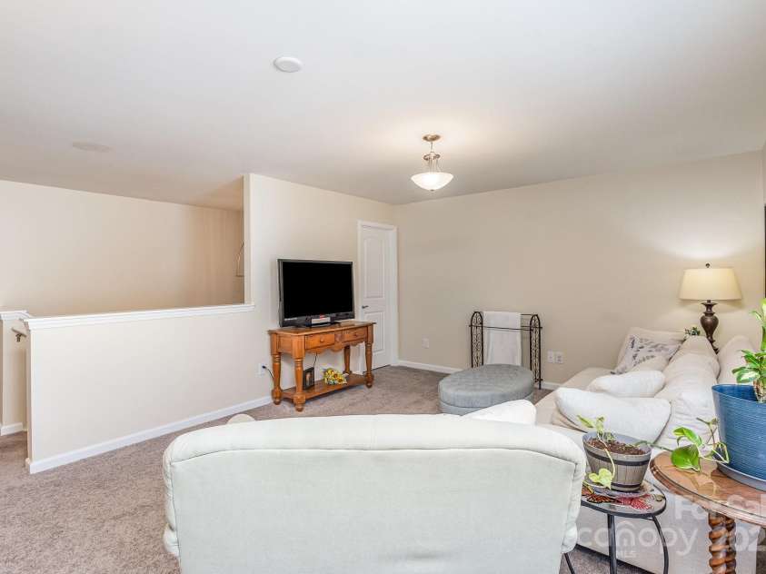 1512 Brooksland Place, Waxhaw, NC 28173.  MLS# CAR4237976, YatesRealty ID 15500. Bonus Room/ Loft or Den