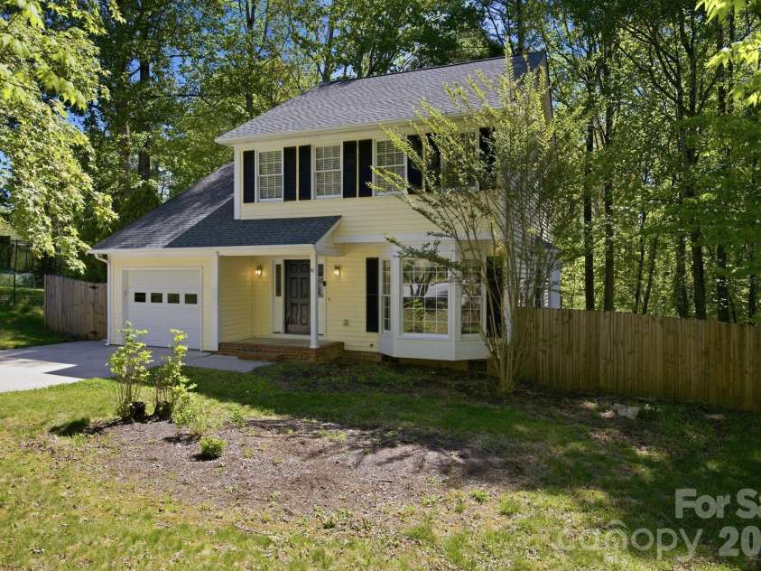 110 Southwick Court, Fletcher, NC 28732.  MLS# CAR4373836, YatesRealty ID 15502. 