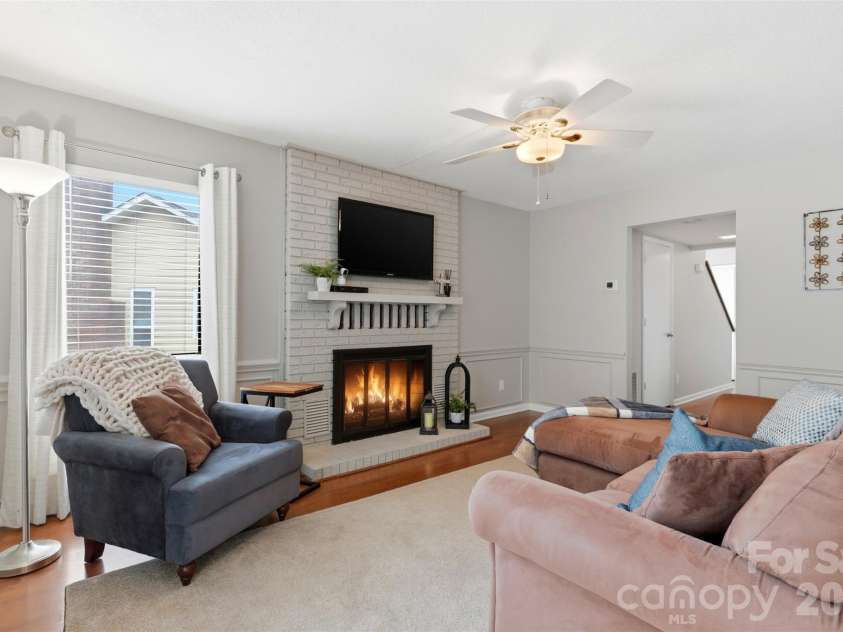 910 Sardis Cove Drive, Charlotte, NC 28270.  MLS# CAR4352673, YatesRealty ID 15503. 