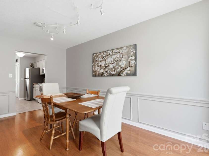 910 Sardis Cove Drive, Charlotte, NC 28270.  MLS# CAR4352673, YatesRealty ID 15503. 