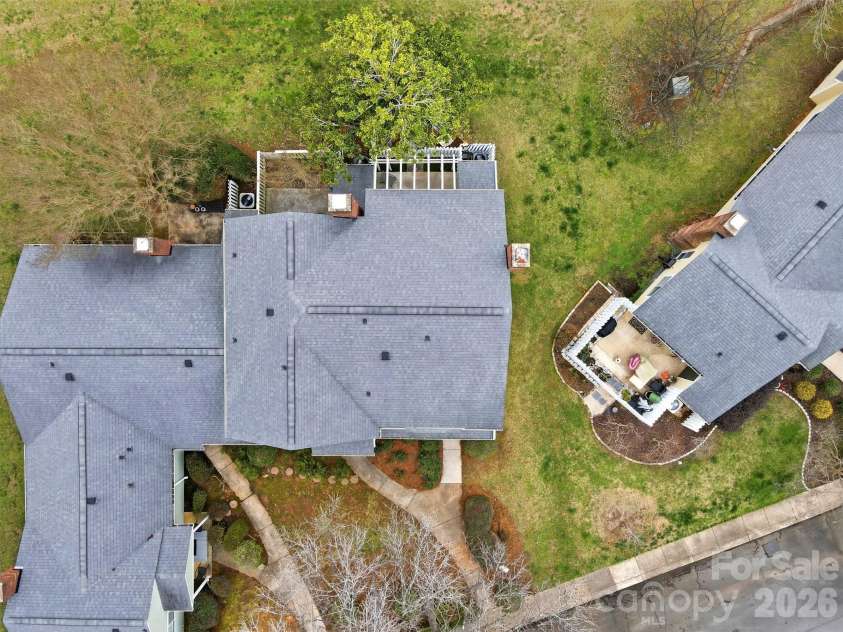 910 Sardis Cove Drive, Charlotte, NC 28270.  MLS# CAR4352673, YatesRealty ID 15503. 