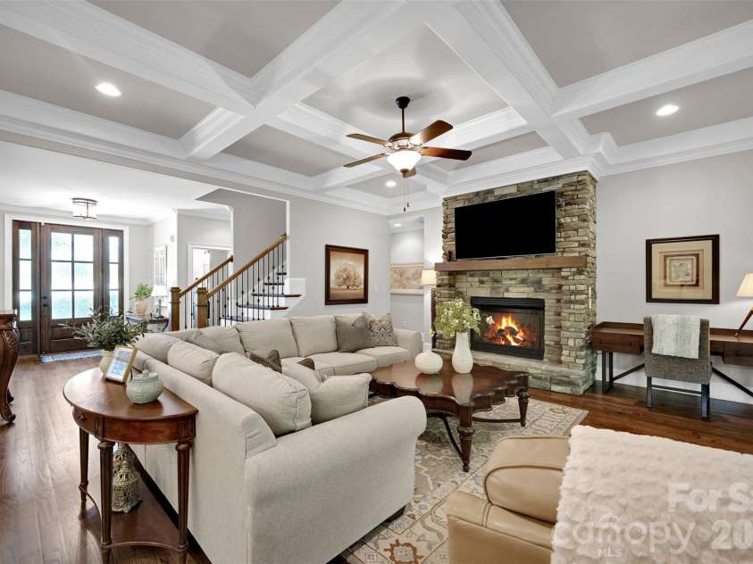 2365 Shiny Leaf Drive, Denver, NC 28037.  MLS# CAR4367891, YatesRealty ID 15504. 