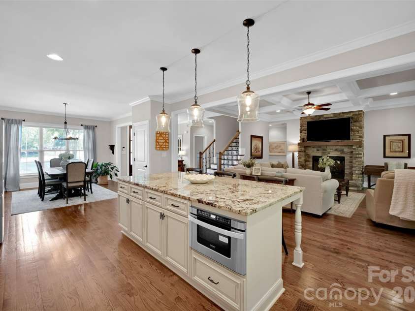 2365 Shiny Leaf Drive, Denver, NC 28037.  MLS# CAR4367891, YatesRealty ID 15504. 