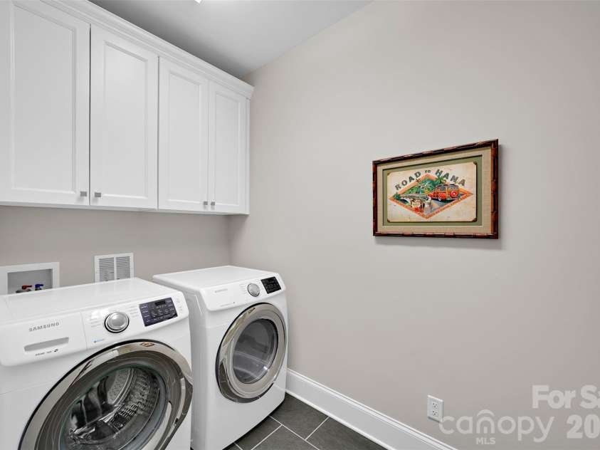 2365 Shiny Leaf Drive, Denver, NC 28037.  MLS# CAR4367891, YatesRealty ID 15504. 