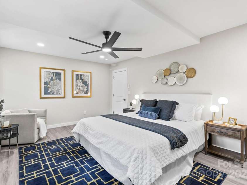 7816 Wallace Lane, Charlotte, NC 28212.  MLS# CAR4241119, YatesRealty ID 15504. 