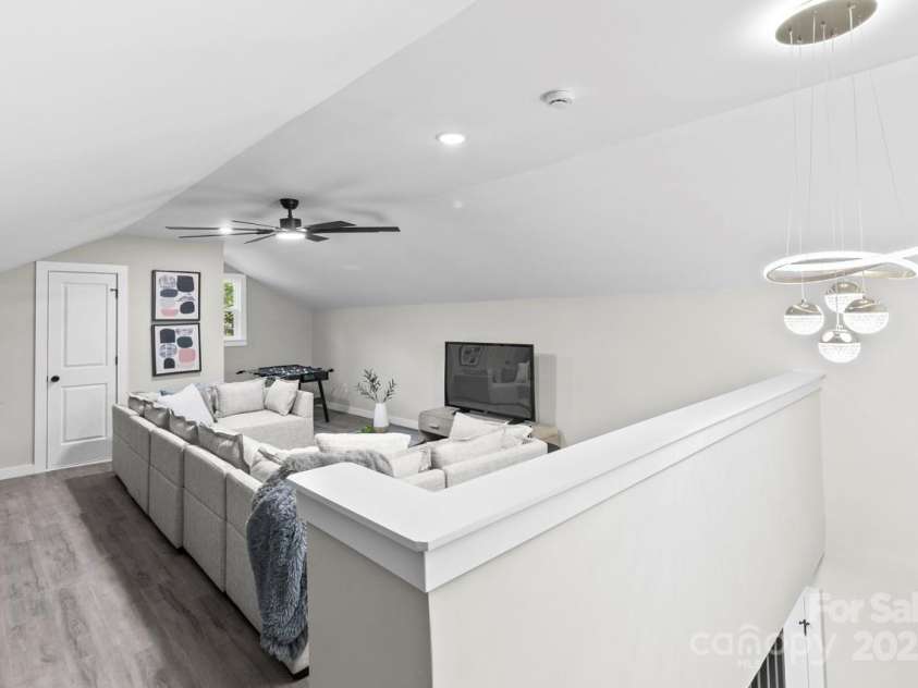 7816 Wallace Lane, Charlotte, NC 28212.  MLS# CAR4241119, YatesRealty ID 15504. 