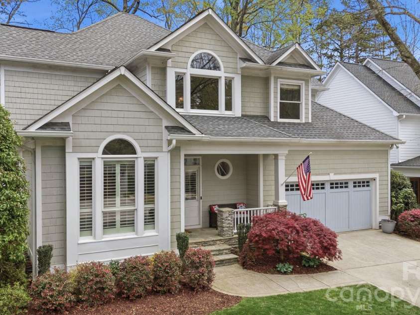 19760 Hagen Knoll Drive, Davidson, NC 28036.  MLS# CAR4364662, YatesRealty ID 15505. 
