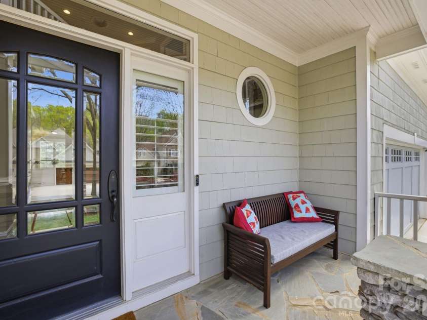 19760 Hagen Knoll Drive, Davidson, NC 28036.  MLS# CAR4364662, YatesRealty ID 15505. 