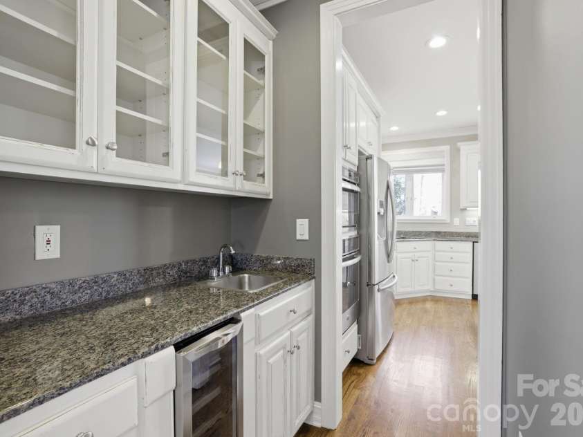19760 Hagen Knoll Drive, Davidson, NC 28036.  MLS# CAR4364662, YatesRealty ID 15505. 