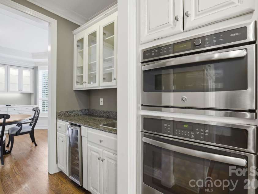 19760 Hagen Knoll Drive, Davidson, NC 28036.  MLS# CAR4364662, YatesRealty ID 15505. 