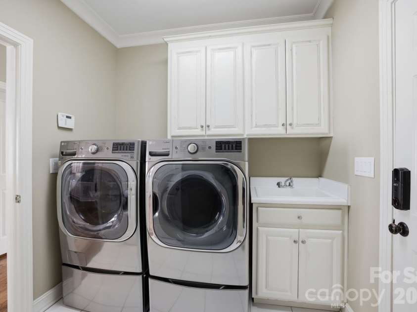 19760 Hagen Knoll Drive, Davidson, NC 28036.  MLS# CAR4364662, YatesRealty ID 15505. 