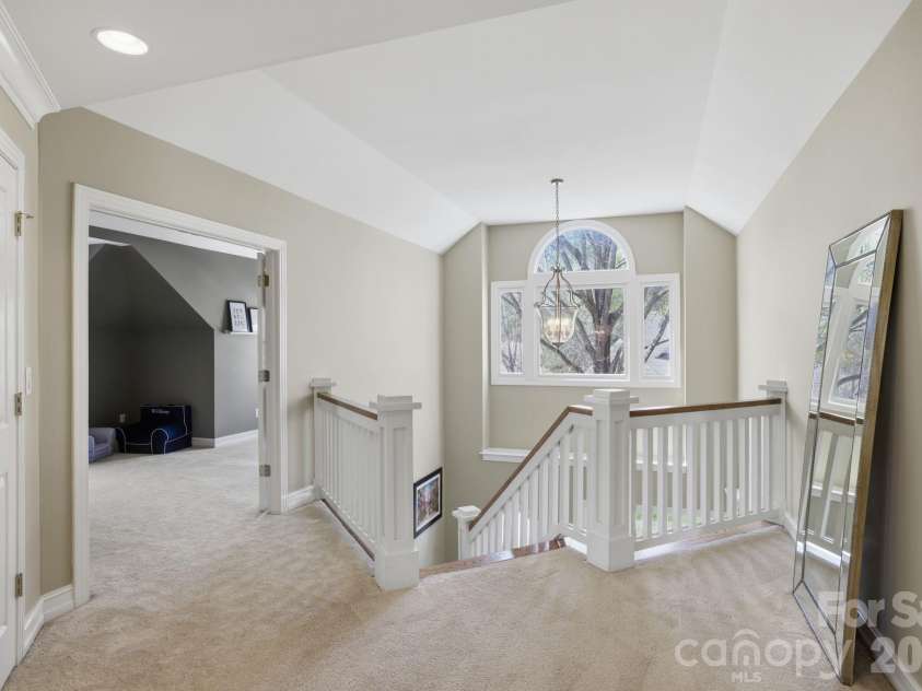 19760 Hagen Knoll Drive, Davidson, NC 28036.  MLS# CAR4364662, YatesRealty ID 15505. 