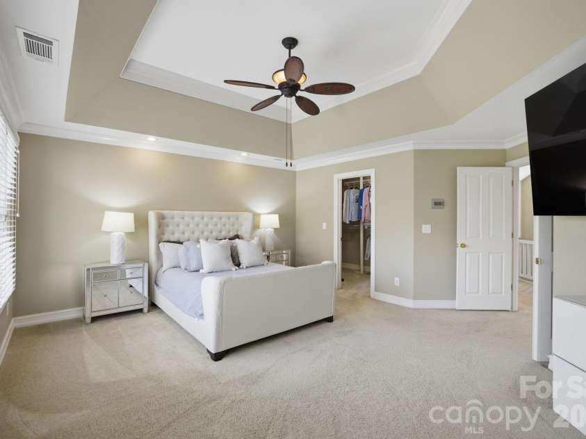 19760 Hagen Knoll Drive, Davidson, NC 28036.  MLS# CAR4364662, YatesRealty ID 15505. 