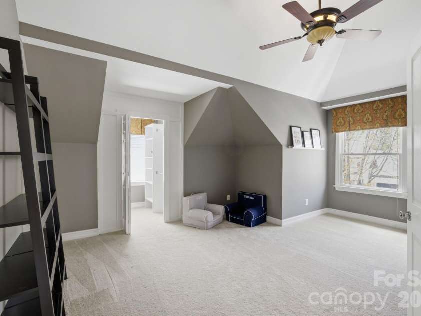 19760 Hagen Knoll Drive, Davidson, NC 28036.  MLS# CAR4364662, YatesRealty ID 15505. 