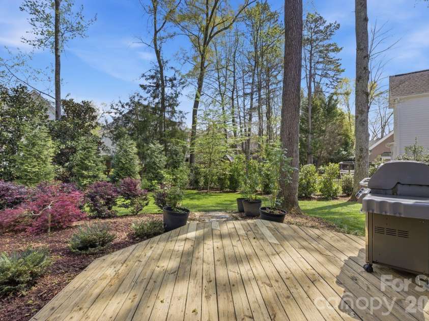 19760 Hagen Knoll Drive, Davidson, NC 28036.  MLS# CAR4364662, YatesRealty ID 15505. 